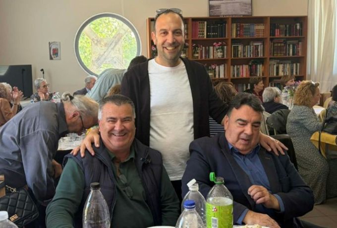 Ξυλόκαστρο: Μεγάλη συμμετοχή στη γιορτή του ΚΑΠΗ για την Πρωτομαγιά – Μουσική, χορός και χαμόγελα